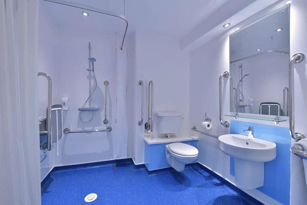 Travelodge Chester Central 客房 照片